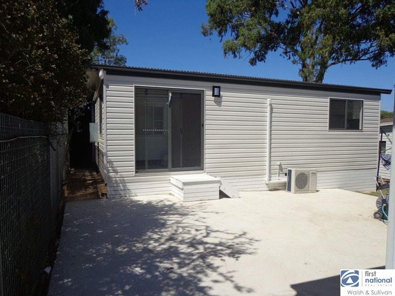 2a Scott Street, Toongabbie NSW 2146