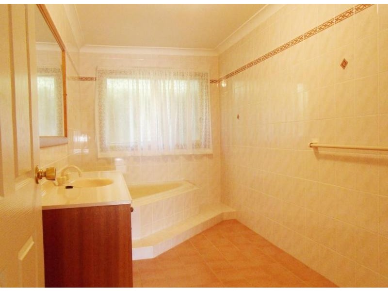 1/18a CONIE AVENUE, Baulkham Hills NSW 2153