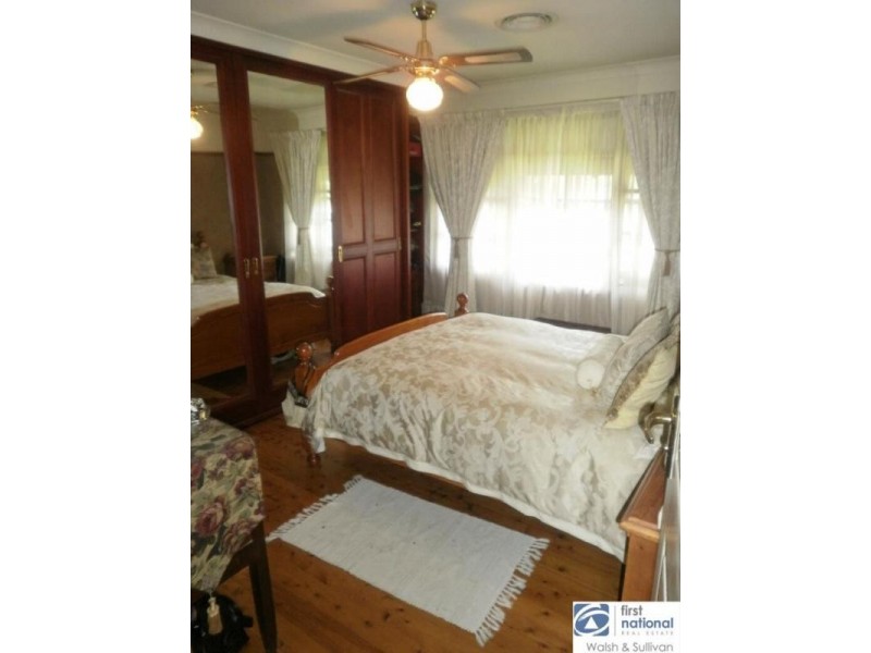 17 Peter Parade, Old Toongabbie NSW 2146