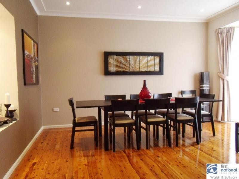 18 PALACE ROAD, Baulkham Hills NSW 2153