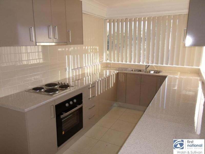 7 Willmott Ave, Winston Hills NSW 2153