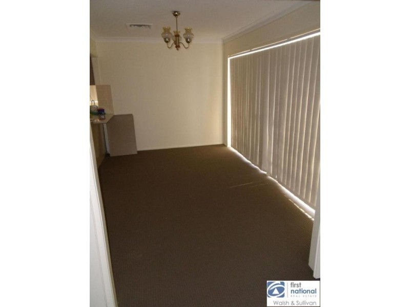 7 Willmott Ave, Winston Hills NSW 2153