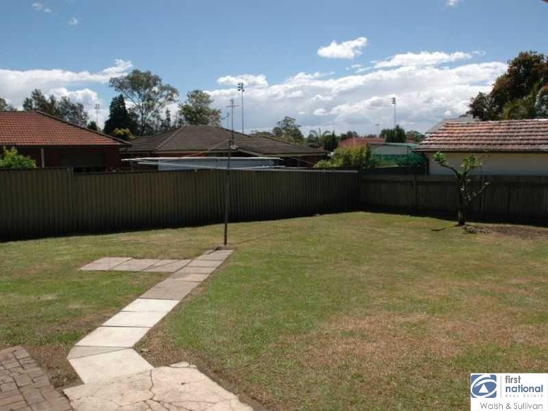 74 Girraween Road, Girraween NSW 2145