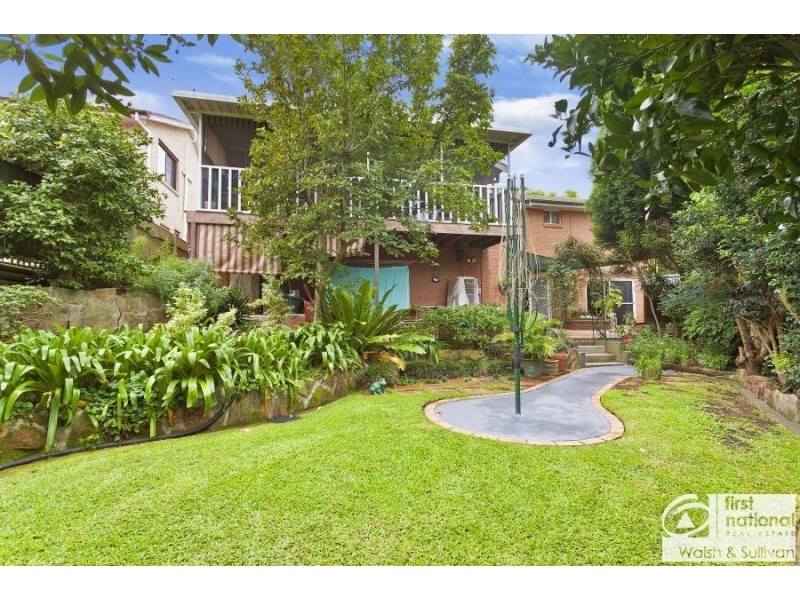 32 Bellotti Ave, Winston Hills NSW 2153