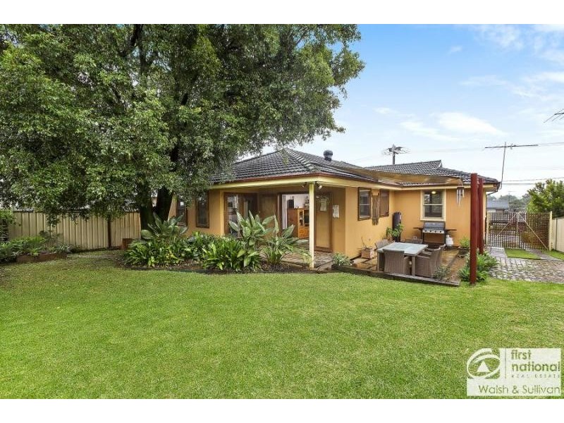 82 Solander Road, Seven Hills NSW 2147