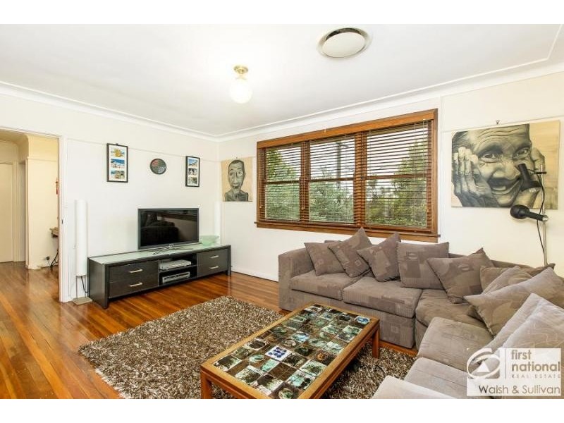 82 Solander Road, Seven Hills NSW 2147