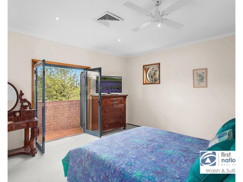 4 BRAEFIELD PLACE, Castle Hill NSW 2154
