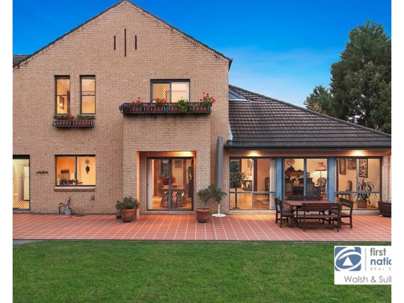 4 BRAEFIELD PLACE, Castle Hill NSW 2154