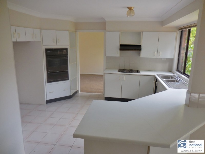 6 BROADSWORD PLACE, Castle Hill NSW 2154