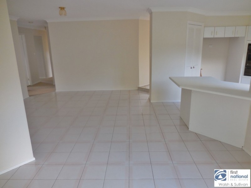 6 BROADSWORD PLACE, Castle Hill NSW 2154