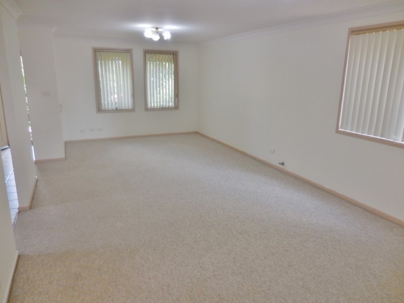 9 VANESSA COURT, Glenwood NSW 2768