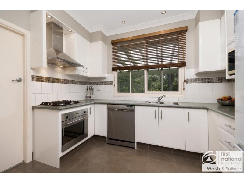 9 Redbank Place, Northmead NSW 2152