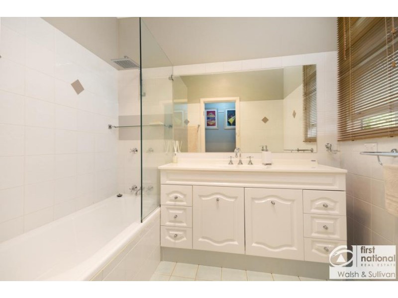 9 Redbank Place, Northmead NSW 2152