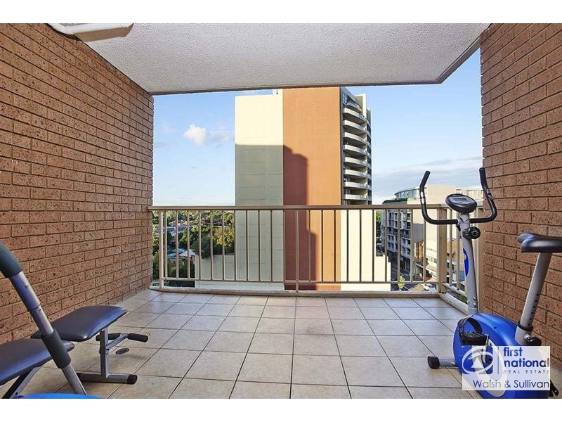 UNIT 37/2 CHARLES STREET, Parramatta NSW 2150