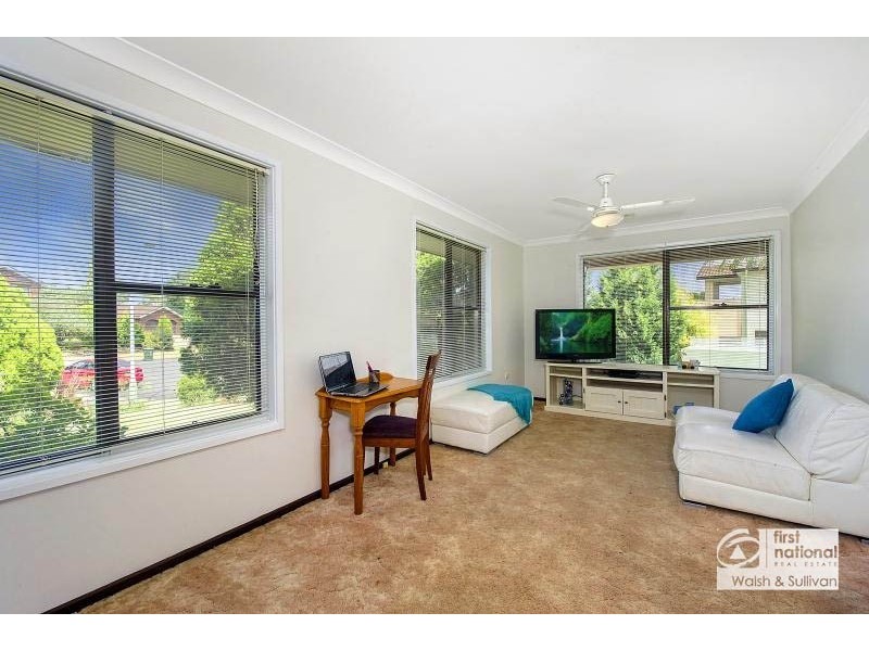 18 Victor Close, Baulkham Hills NSW 2153