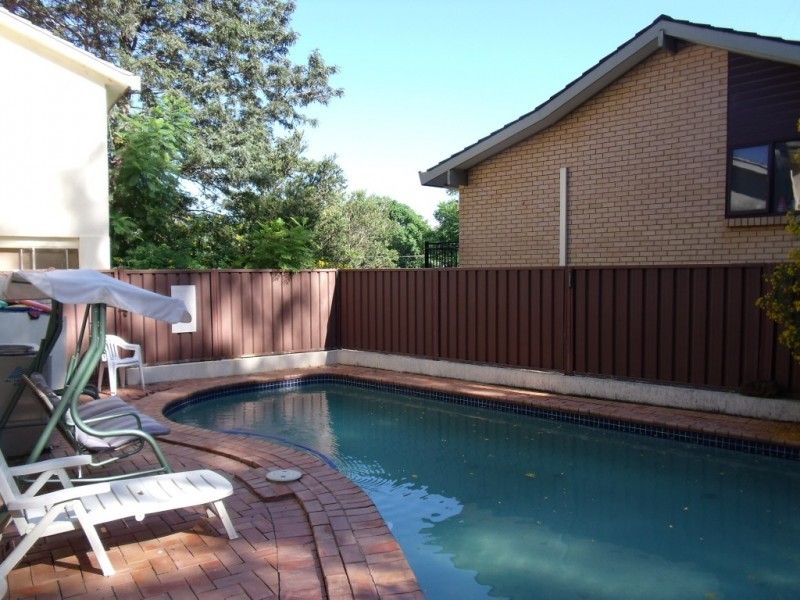 10 DELAIGH AVENUE, Baulkham Hills NSW 2153