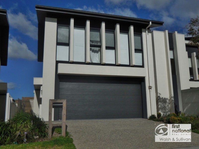 8 GRACE CRESCENT, Kellyville NSW 2155