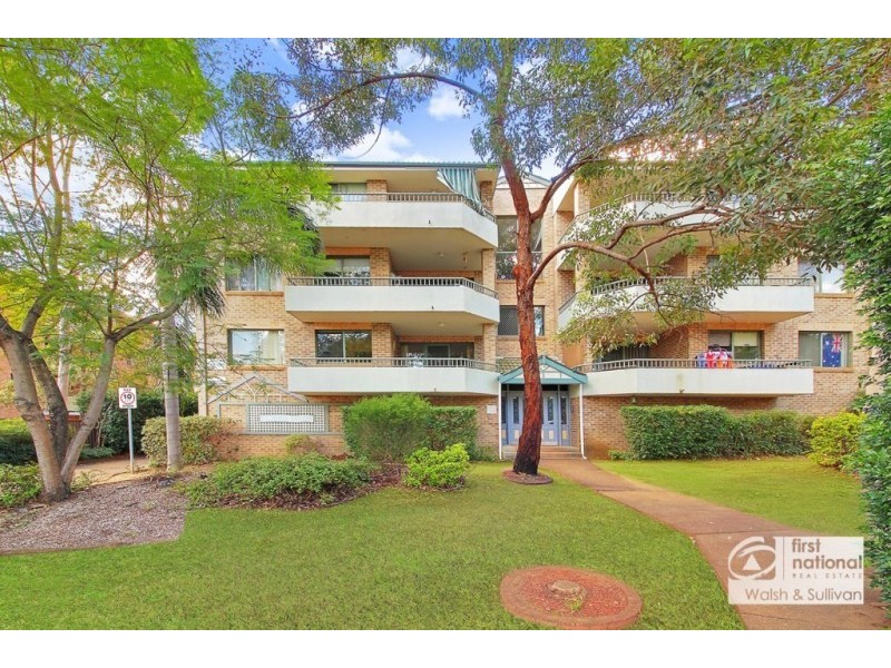 1/237 TARGO ROAD, Toongabbie NSW 2146