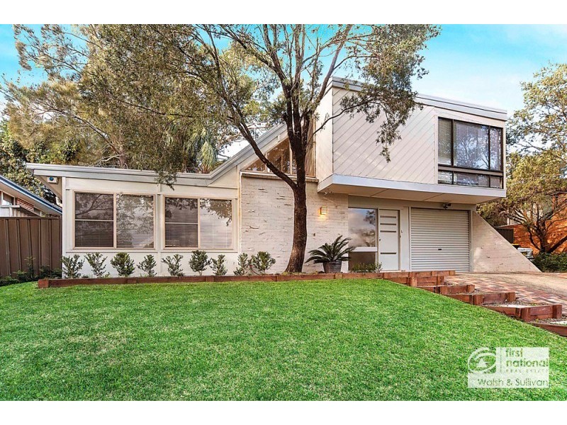 232 MADAGASCAR DRIVE, Kings Park NSW 2148