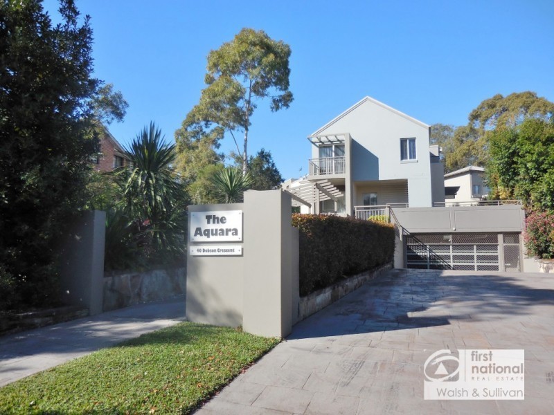 8/40 DOBSON CRESCENT, Baulkham Hills NSW 2153