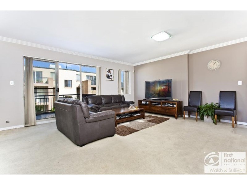 16/2 Conie Ave, Baulkham Hills NSW 2153