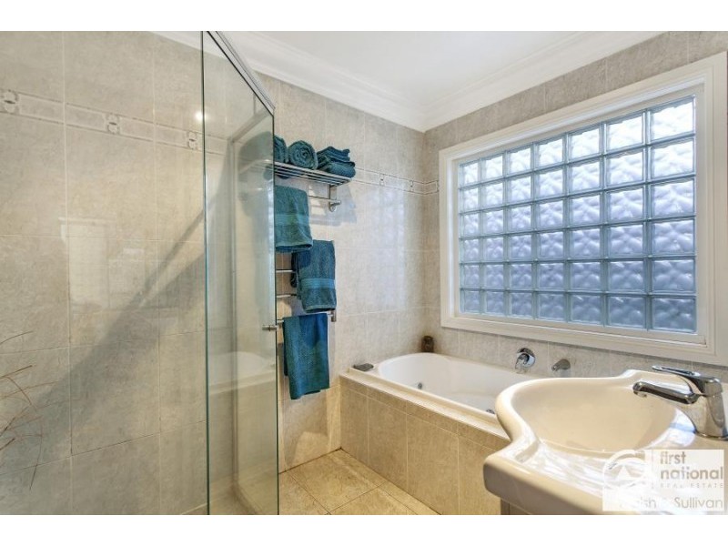 18 Turon Ave, Baulkham Hills NSW 2153