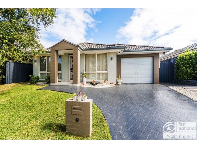 9 Keele Street, Stanhope Gardens NSW 2768