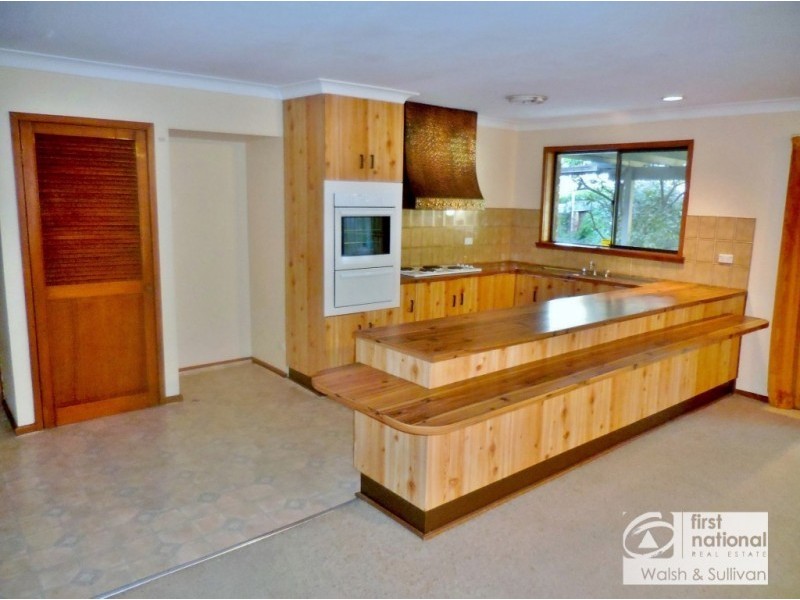 1 BRACKEN FELL PLACE, Castle Hill NSW 2154