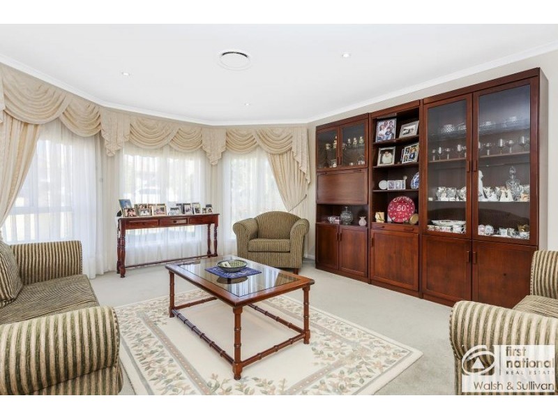 60 Brampton Drive, Beaumont Hills NSW 2155