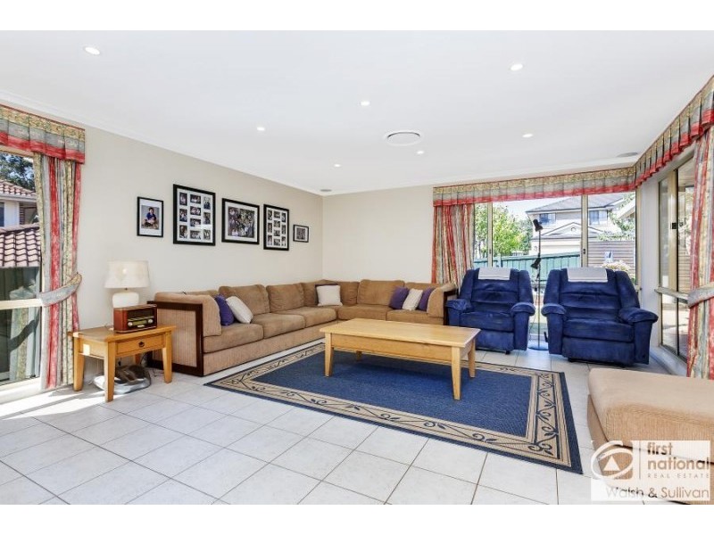 60 Brampton Drive, Beaumont Hills NSW 2155