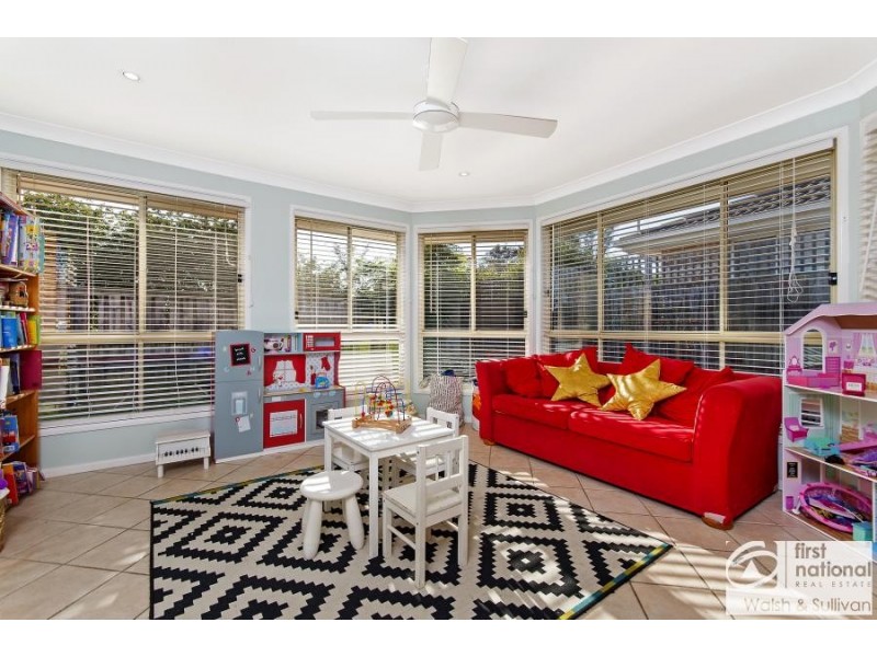 33 Lycett Ave, Kellyville NSW 2155