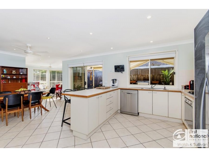 33 Lycett Ave, Kellyville NSW 2155