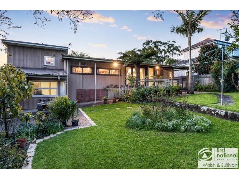 7 Whitling Ave, Castle Hill NSW 2154