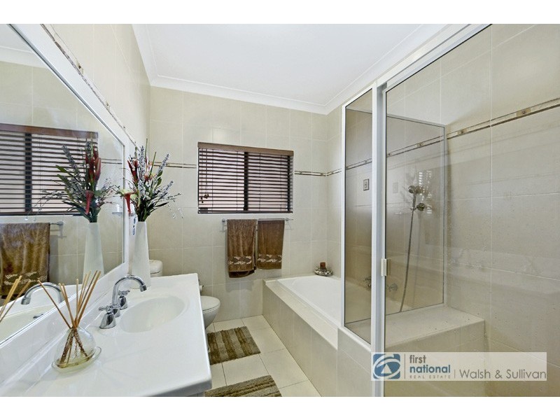 25 COOLOCK CRESCENT, Baulkham Hills NSW 2153