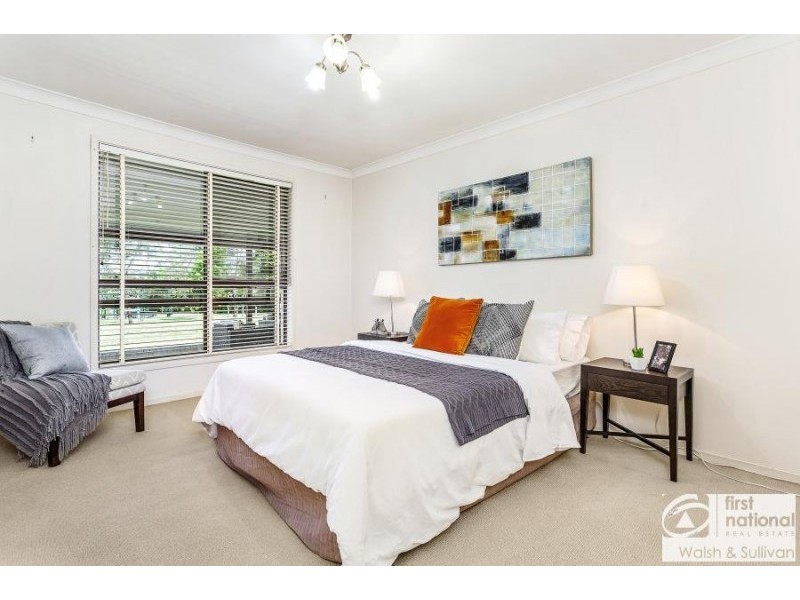 9 McMillan Avenue, Winston Hills NSW 2153