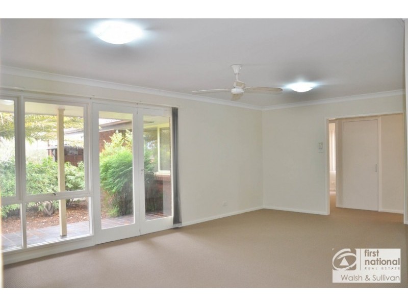 17 TARANA CRESCENT, Baulkham Hills NSW 2153