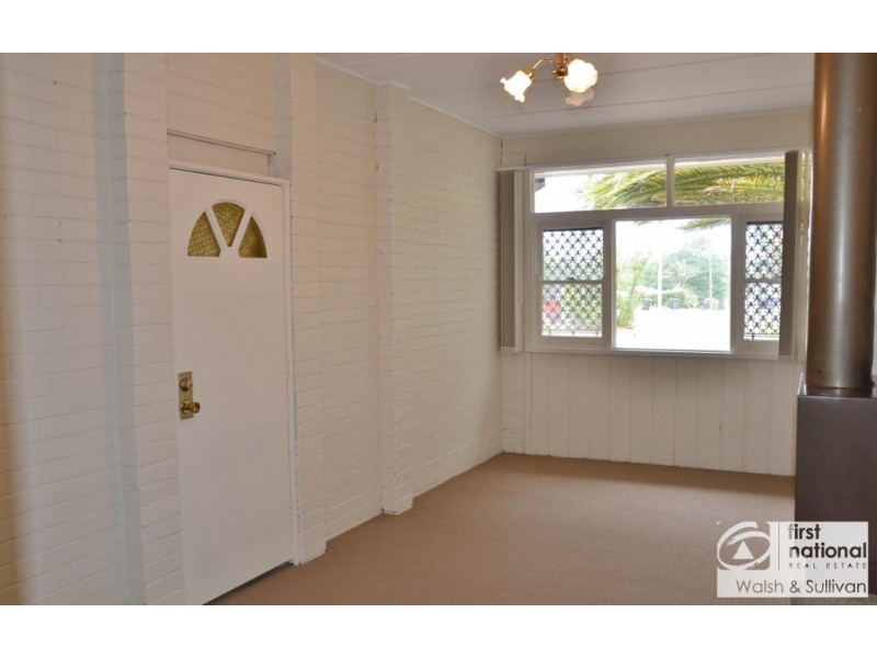 17 TARANA CRESCENT, Baulkham Hills NSW 2153