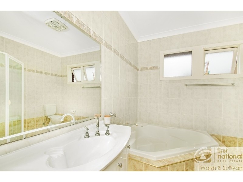 24 Landscape Street, Baulkham Hills NSW 2153