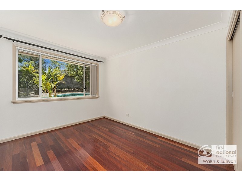 8 LAMBERT CRESCENT, Baulkham Hills NSW 2153