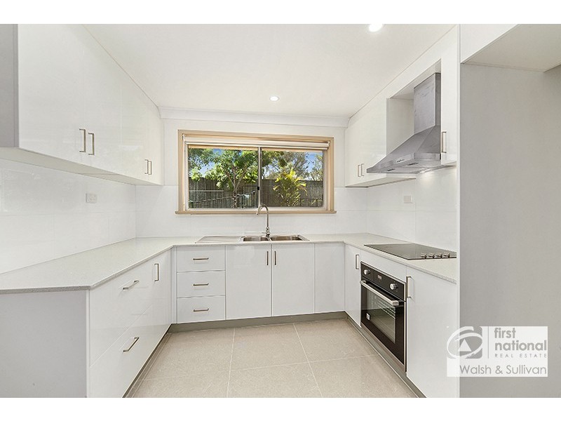 8 LAMBERT CRESCENT, Baulkham Hills NSW 2153