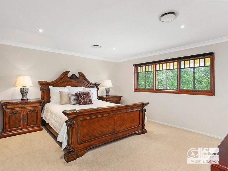 10 CARRBRIDGE DRIVE, Castle Hill NSW 2154