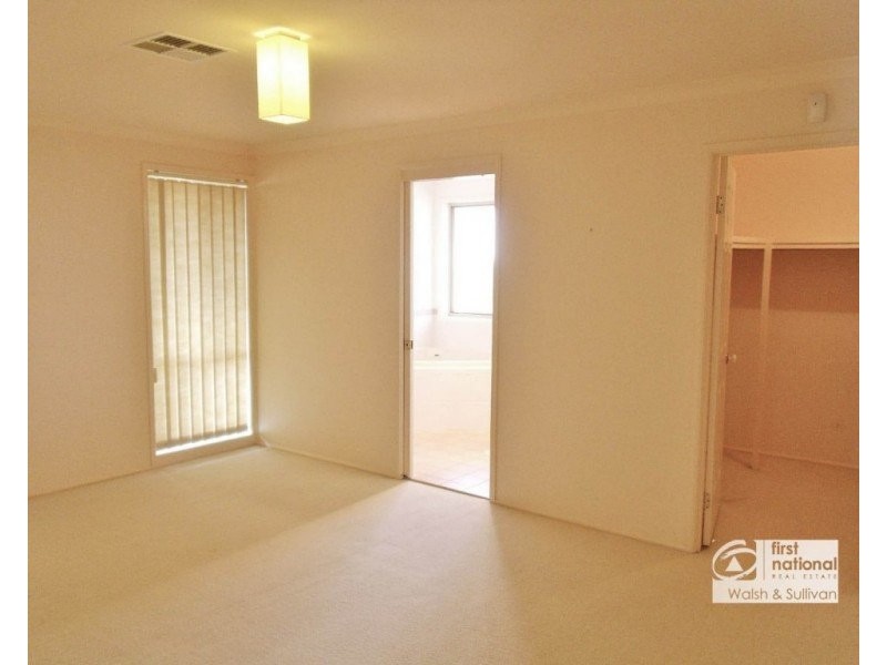 4 Carmelita Circuit, Rouse Hill NSW 2155