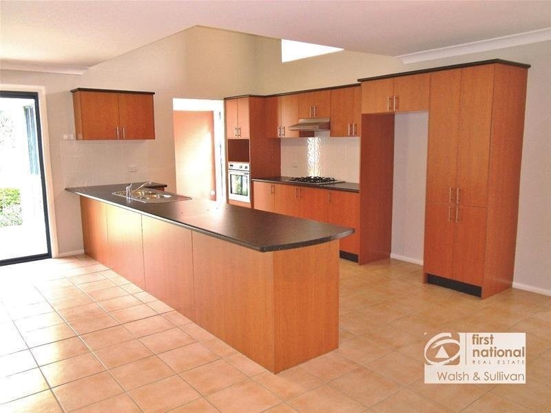 31 Blue Bell Circuit, Kellyville NSW 2155