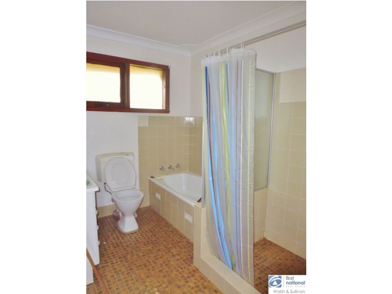 42 Stainsby Avenue, Kings Langley NSW 2147