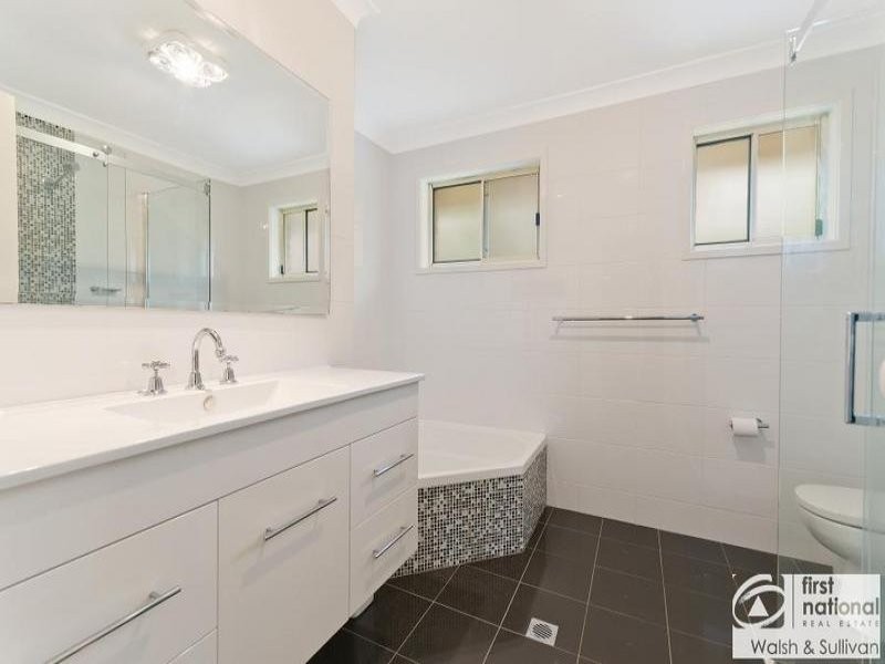 5/5 Christopher Street, Baulkham Hills NSW 2153