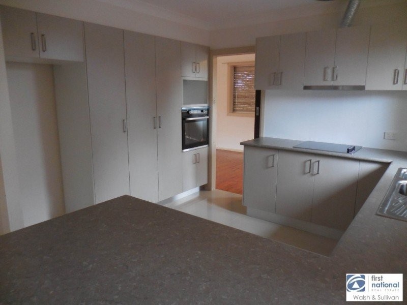 4 Gibbon Road, Winston Hills NSW 2153