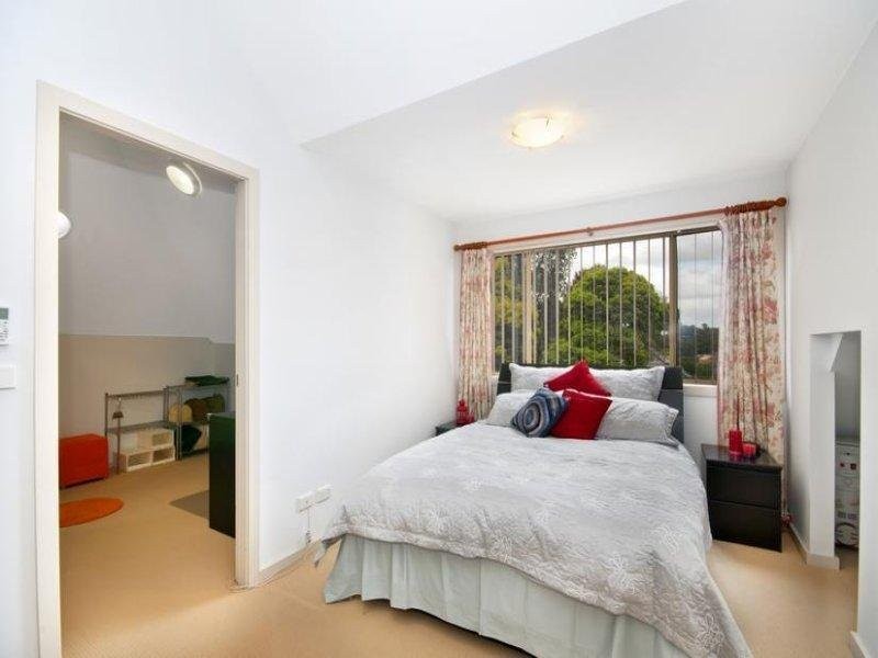 6/15-17 Whitling Avenue, Castle Hill NSW 2154