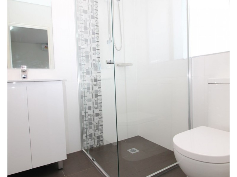 4/1-3 Charles Street, Baulkham Hills NSW 2153