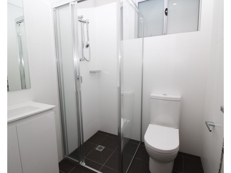 1/1-3 Charles Street, Baulkham Hills NSW 2153