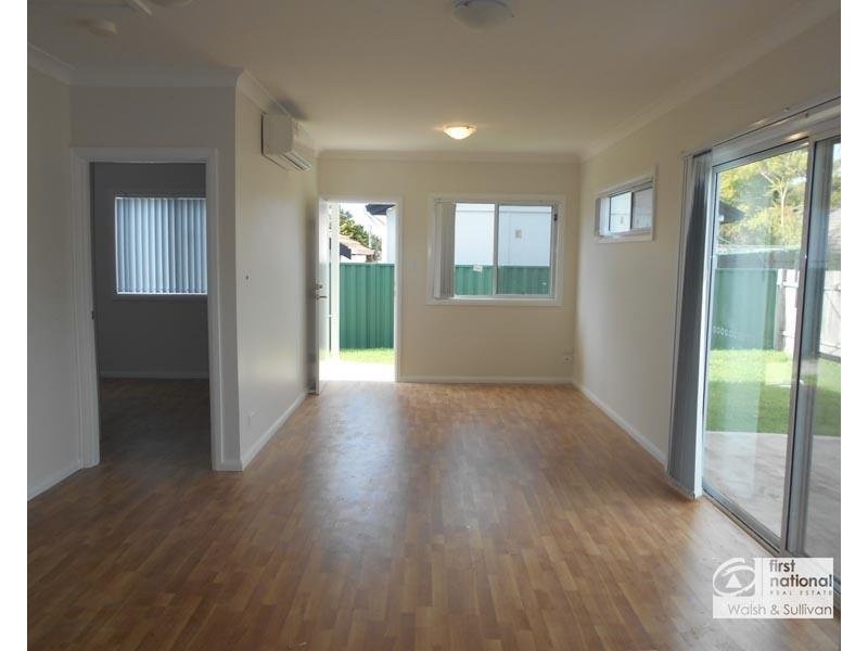 4A Moir Avenue, Northmead NSW 2152